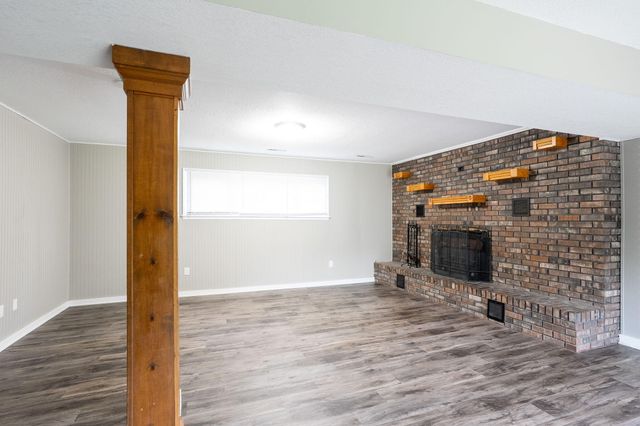 8461 E HIGHWAY OO, Hallsville, MO 65255