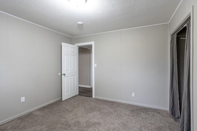 8461 E HIGHWAY OO, Hallsville, MO 65255