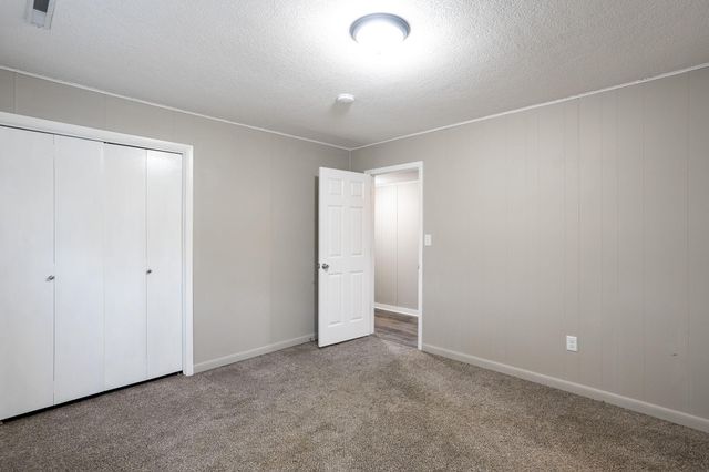 8461 E HIGHWAY OO, Hallsville, MO 65255