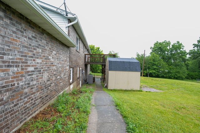 8461 E HIGHWAY OO, Hallsville, MO 65255