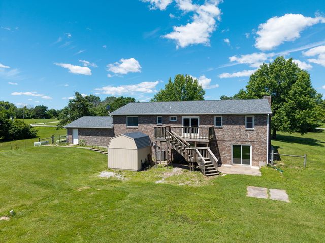 8461 E HIGHWAY OO, Hallsville, MO 65255