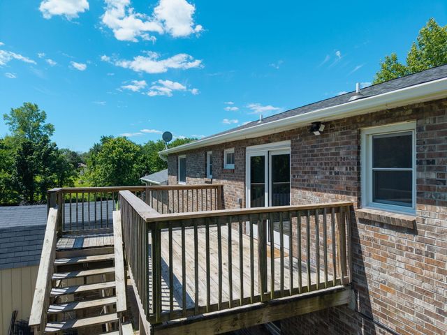 8461 E HIGHWAY OO, Hallsville, MO 65255