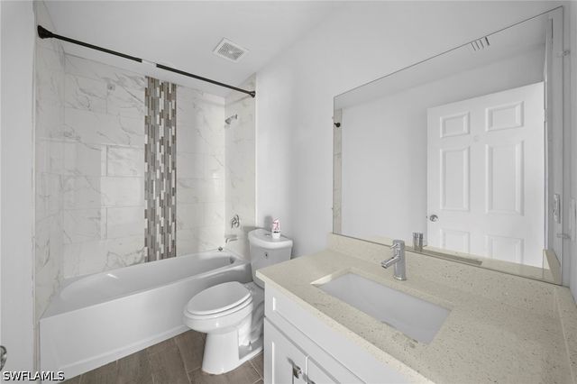 5022 25th ST SW, Lehigh Acres, FL 33973
