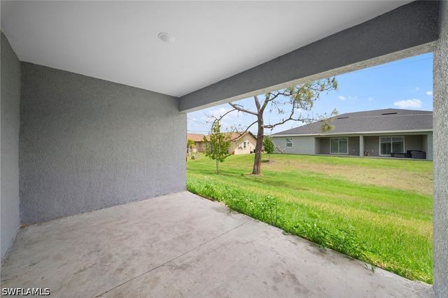 5022 25th ST SW, Lehigh Acres, FL 33973