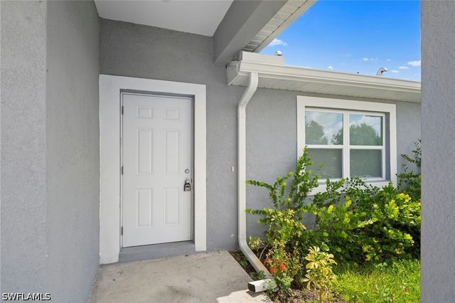 5022 25th ST SW, Lehigh Acres, FL 33973