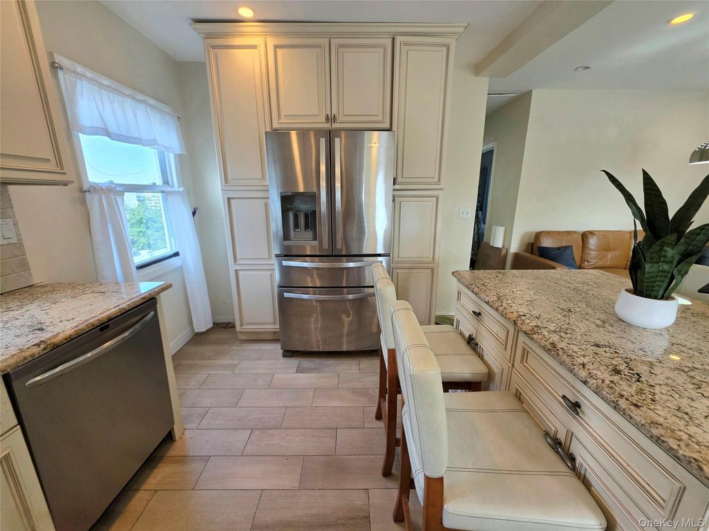 159-15 95th Street, Howard Beach, NY 11414 — photo 4