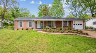 12153 Lake Constance Drive, St Louis, MO 63146