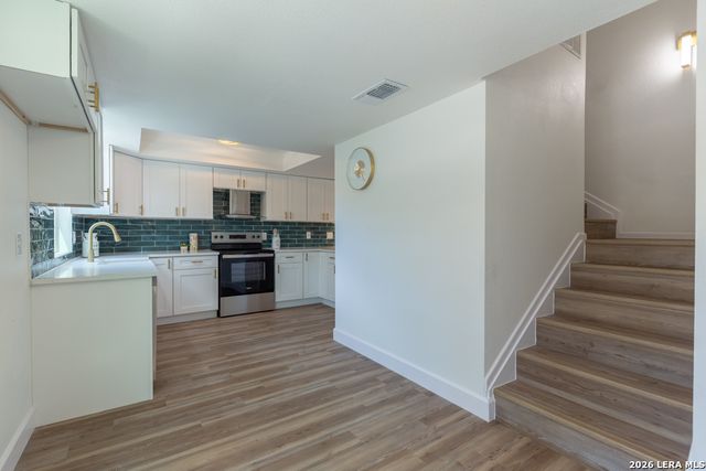 15611 HEIMER RD, San Antonio, TX 78232
