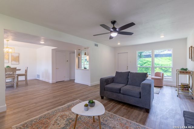 15611 HEIMER RD, San Antonio, TX 78232