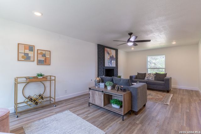 15611 HEIMER RD, San Antonio, TX 78232