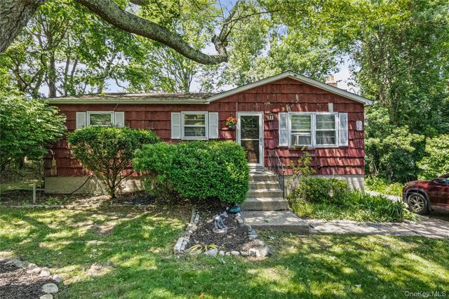97 Maple Road, Rocky Point, NY 11778