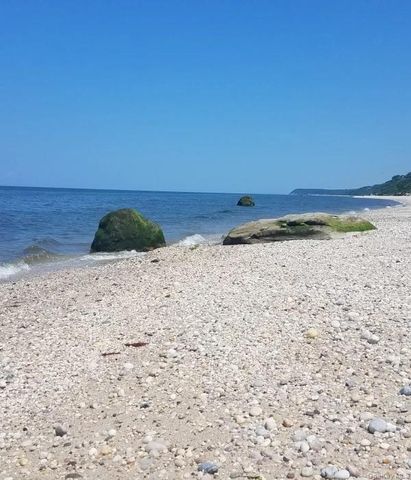 97 Maple Road, Rocky Point, NY 11778