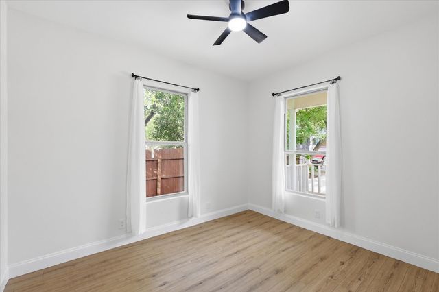 1910 Ramsey Avenue, Dallas, TX 75216