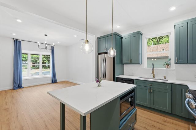 1910 Ramsey Avenue, Dallas, TX 75216