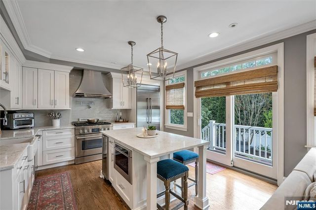 700 Gallows Hill Road, Cranford, NJ 07016