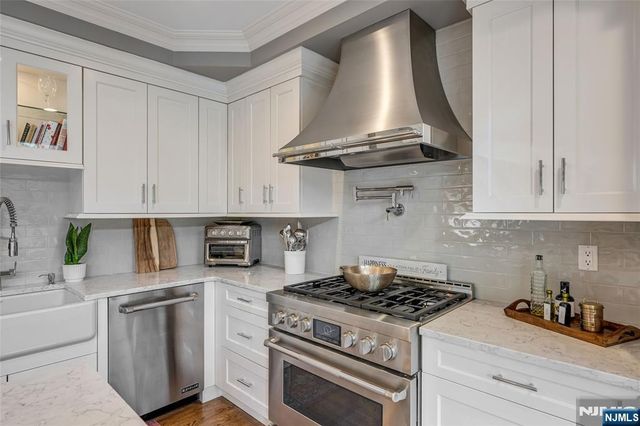 700 Gallows Hill Road, Cranford, NJ 07016