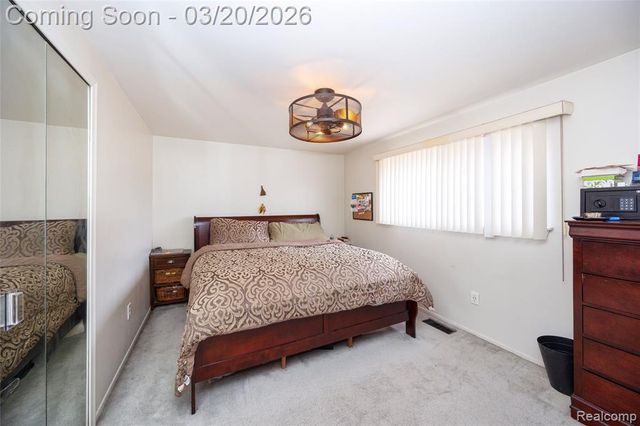 29512 Brentwood Street, Southfield, MI 48076