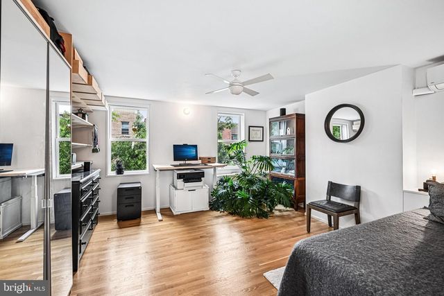 1719 CHRISTIAN ST, Philadelphia, PA 19146