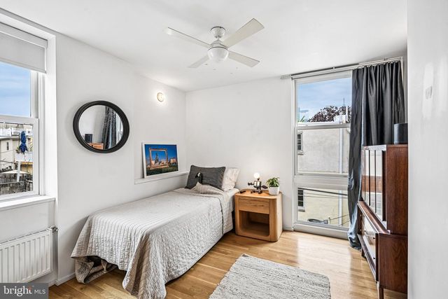 1719 CHRISTIAN ST, Philadelphia, PA 19146