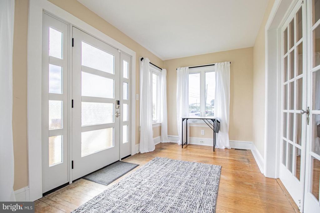 117 PARK AVE, MORRISVILLE, PA 19067 — photo 5