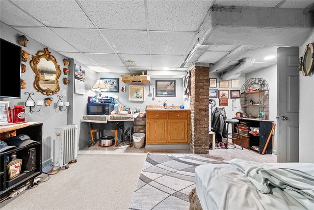 2208 Duss Avenue, Ambridge, PA 15003