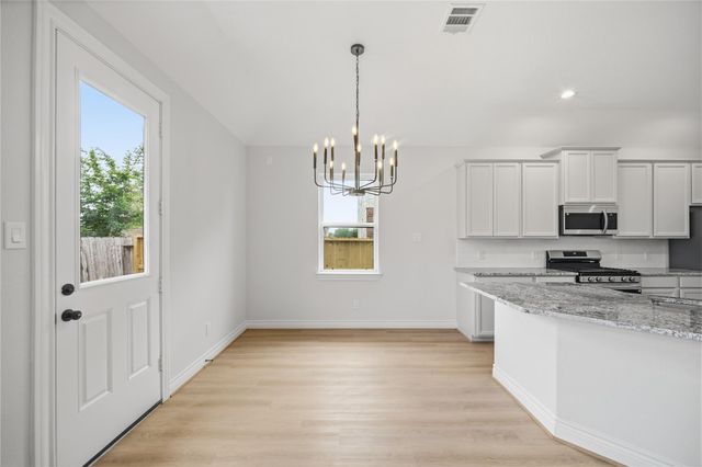 114 Par Circle, La Porte, TX 77571