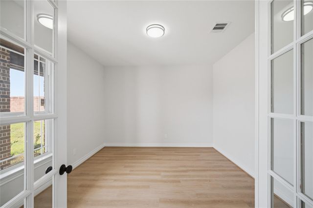 114 Par Circle, La Porte, TX 77571