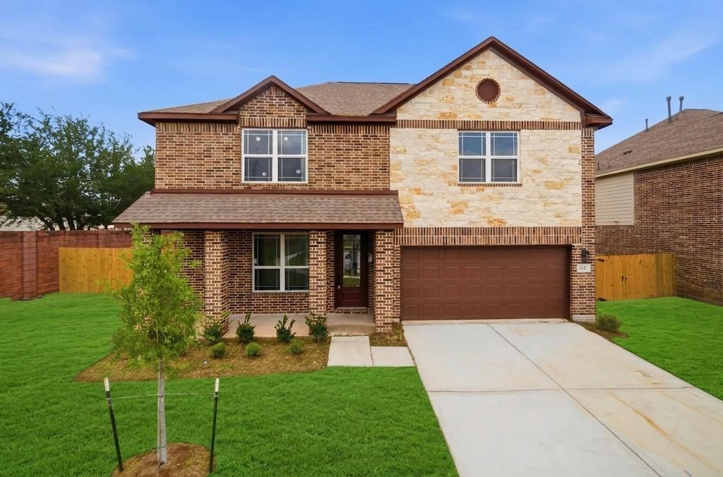114 Par Circle, La Porte, TX 77571