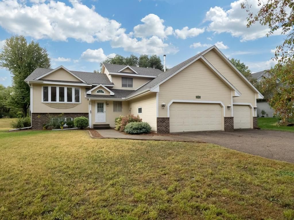 2613 Kennelly Place, Burnsville, MN 55337 — exterior