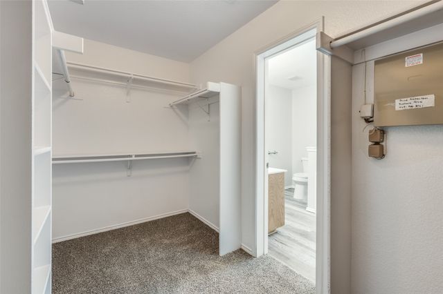 1924 Kingsbrook Trail, Fort Worth, TX 76120