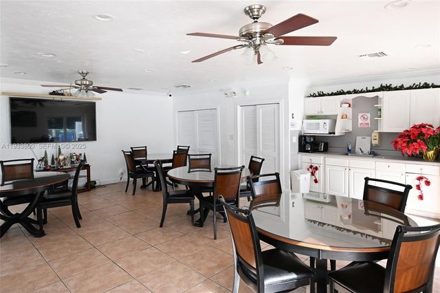 2860 NE 14th St Cswy 206D, Pompano Beach, FL 33062