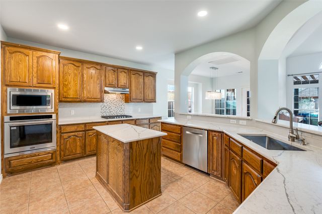 1405 Apache Trail, Corinth, TX 76210