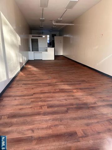 185-191 Washington Avenue 185, Bergenfield, NJ 07621