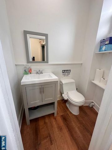 185-191 Washington Avenue 185, Bergenfield, NJ 07621