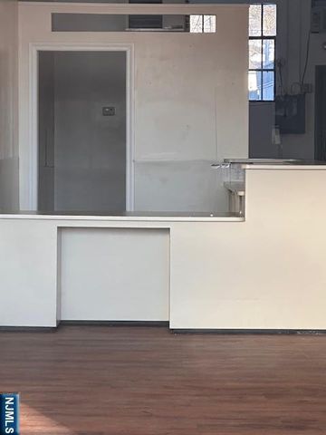 185-191 Washington Avenue 185, Bergenfield, NJ 07621