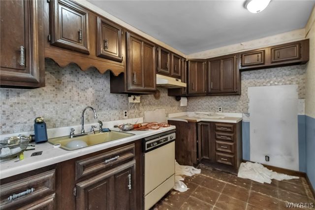 99 Lakeview Avenue, Buffalo, NY 14201