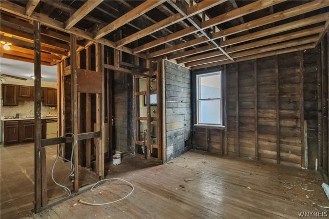 99 Lakeview Avenue, Buffalo, NY 14201