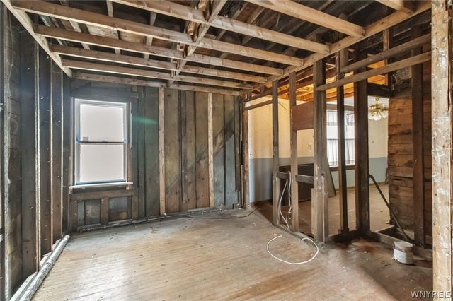 99 Lakeview Avenue, Buffalo, NY 14201