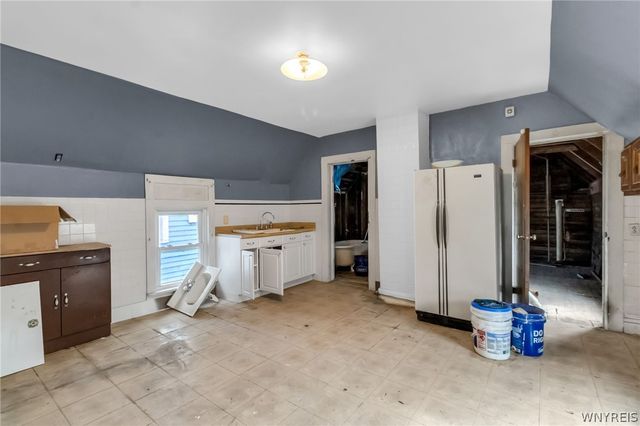 99 Lakeview Avenue, Buffalo, NY 14201