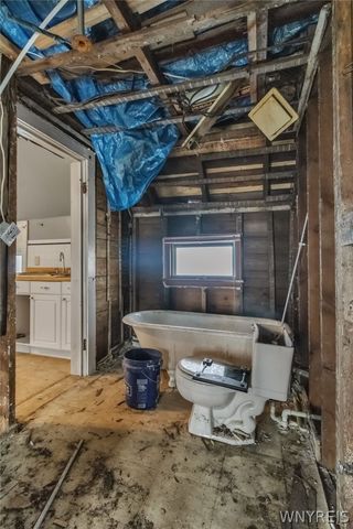 99 Lakeview Avenue, Buffalo, NY 14201