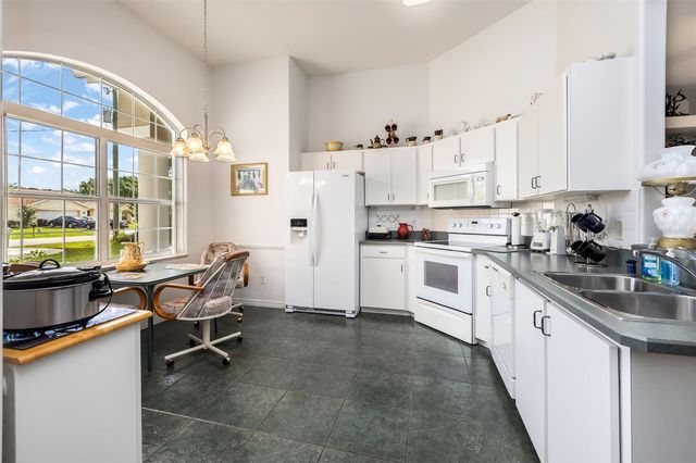 9 WHIPPOORWILL DRIVE, Palm Coast, FL 32164
