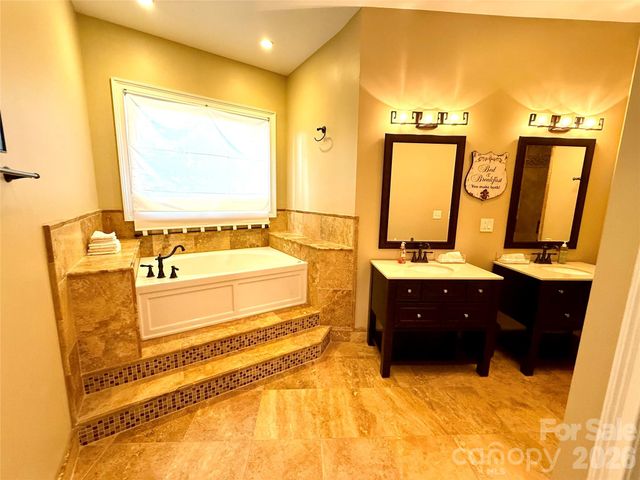 11506 James Jack Lane, Charlotte, NC 28277