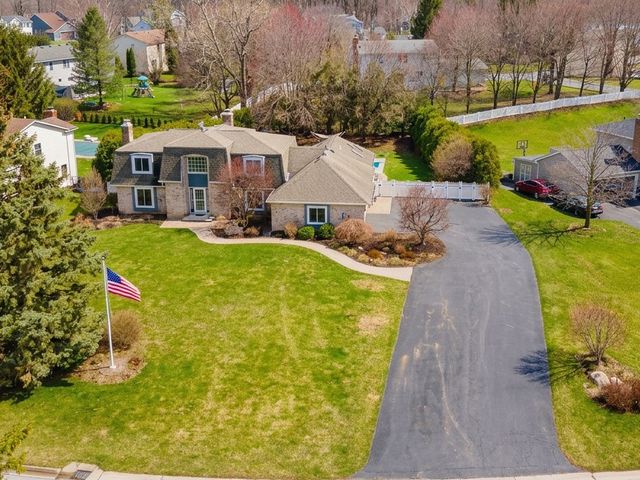 50 County Clare Crescent, Perinton, NY 14450