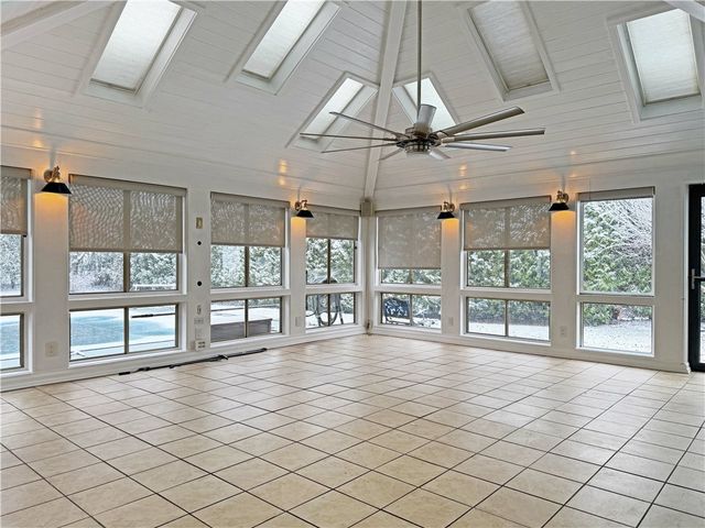 50 County Clare Crescent, Perinton, NY 14450