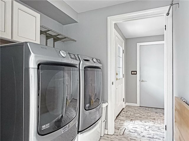 50 County Clare Crescent, Perinton, NY 14450