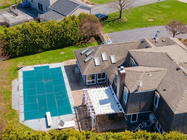 50 County Clare Crescent, Perinton, NY 14450