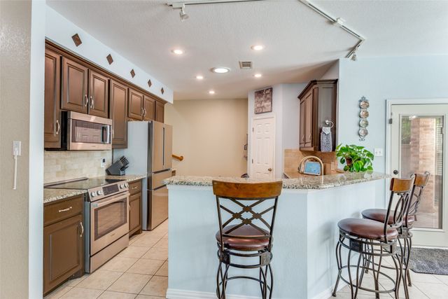 312 Howard Way Drive, Aledo, TX 76008