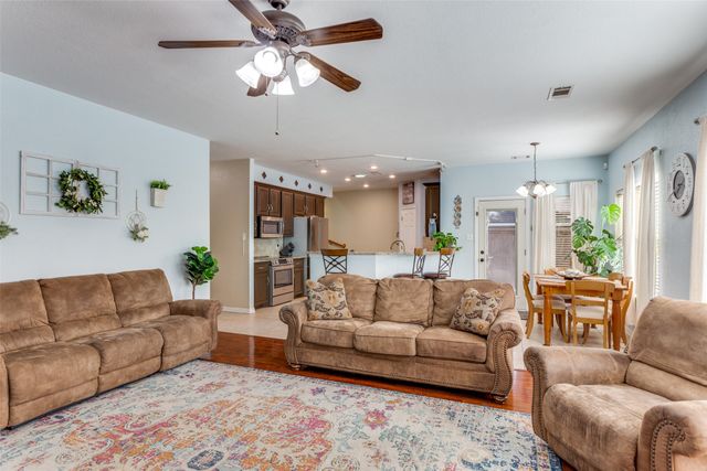 312 Howard Way Drive, Aledo, TX 76008