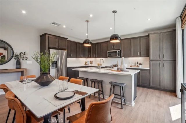 6363 Moonfire Lane, Fontana, CA 92336