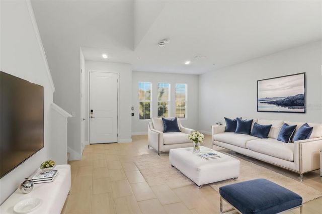 269 PLATFORM LANE, Debary, FL 32713